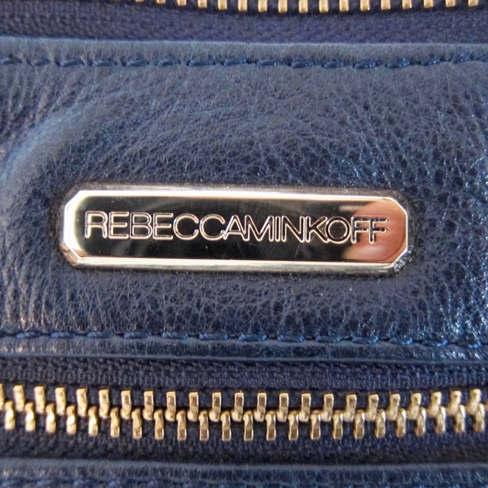 Rebecca Minkoff 3 zip shoulder purse, mid-size - Picture 2 of 4